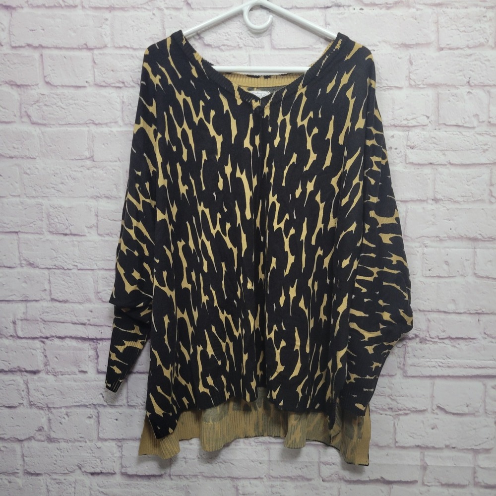 NEW Mudpie Scottie‎ Tan Leopard Sweater OS Animal Print Batwing Sleeves